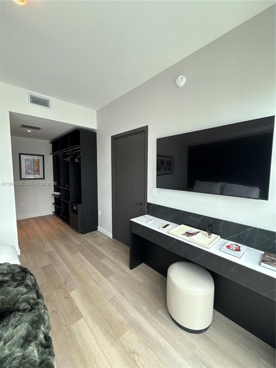 20 NE 11th St # 2909, Miami, FL 33132 — zdjęcie 5