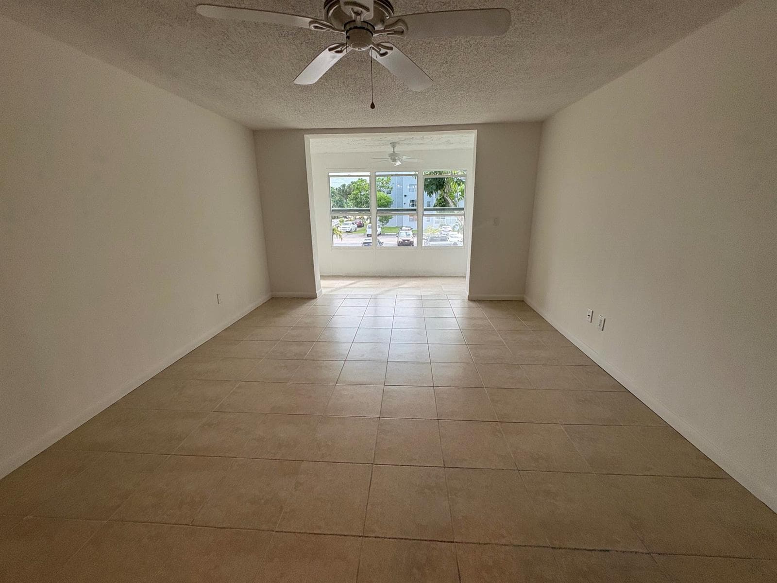 2850 Somerset Drive # 208l, Lauderdale Lakes, FL 33311 — zdjęcie 2