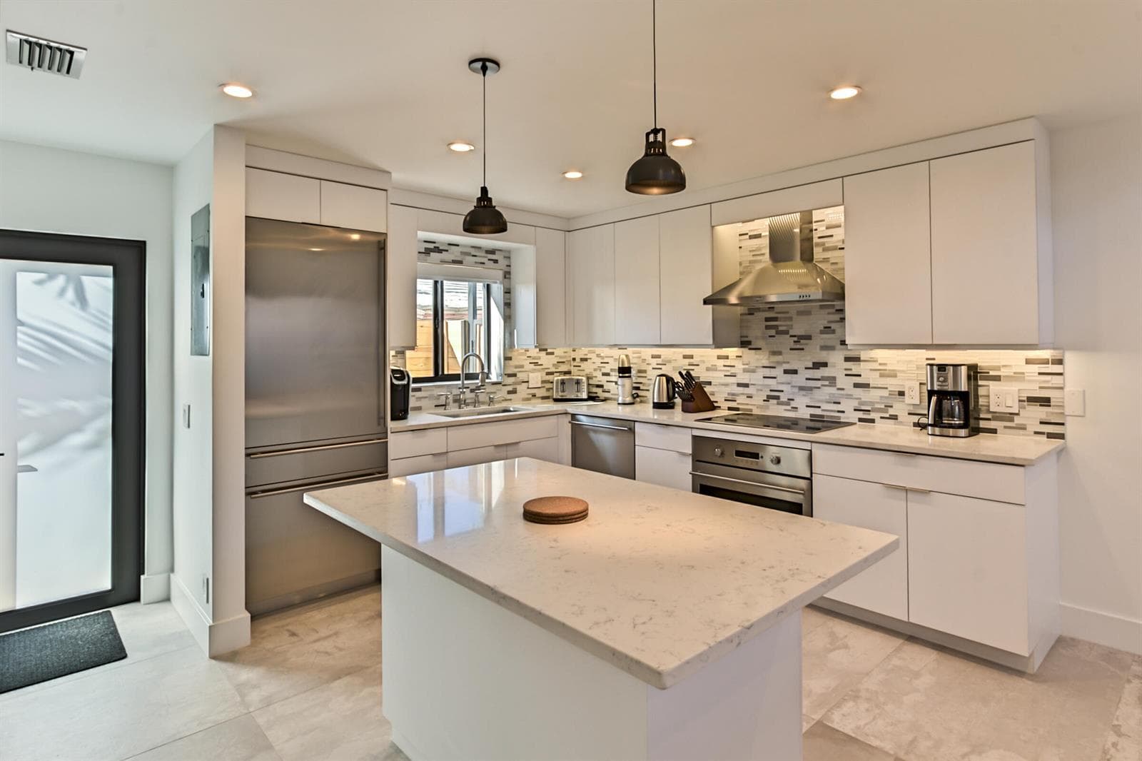 1955 NE 4th Street # Unit # 2, Deerfield Beach, FL 33441 — zdjęcie 2