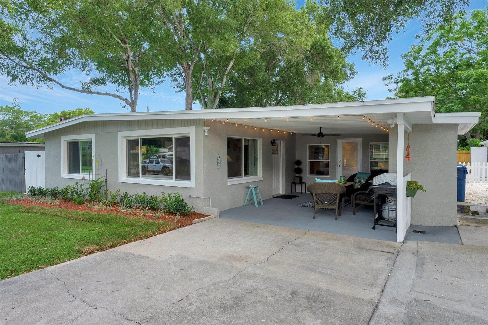 1555 Shirley Place, Largo, FL 33770 — zdjęcie 4