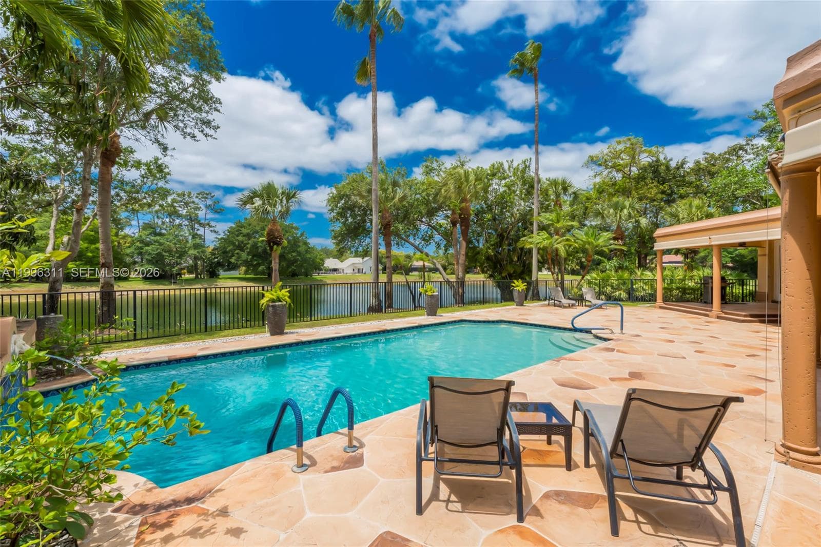 5328 E Leitner Dr, Coral Springs, FL 33067 — zdjęcie 2