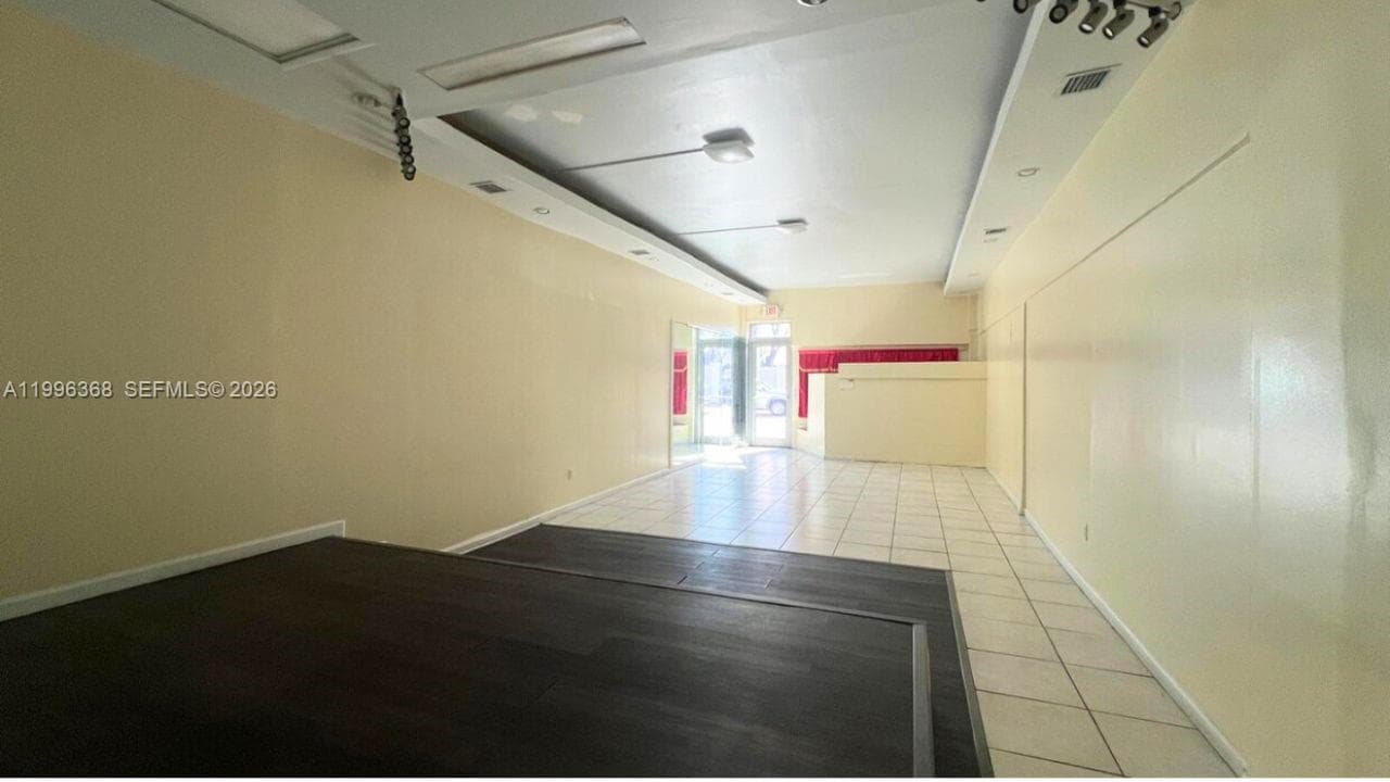 2617 W Flagler St, Miami, FL 33135 — zdjęcie 4