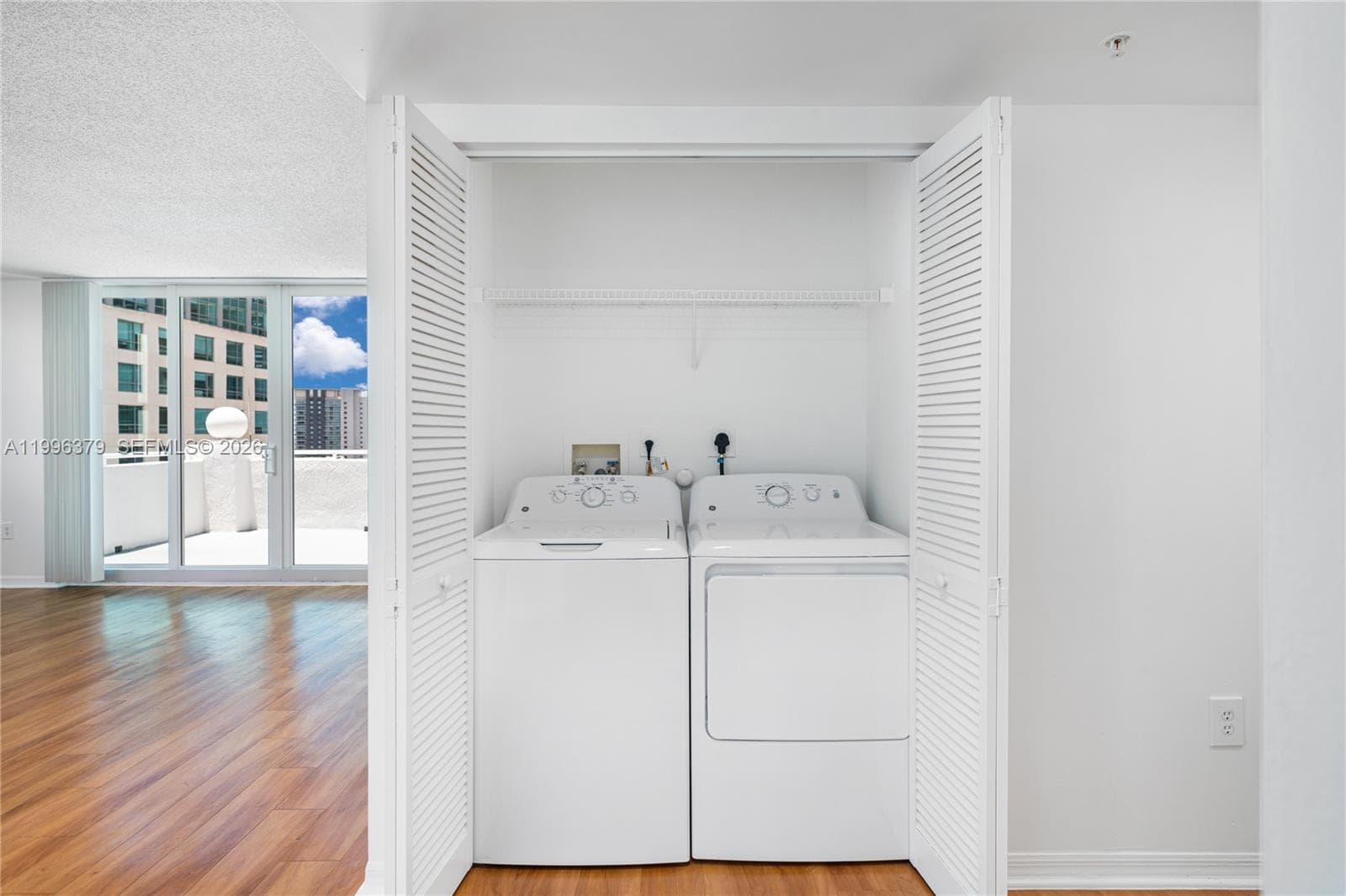 1111 Brickell Bay Dr # 211, Miami, FL 33131 — zdjęcie 5