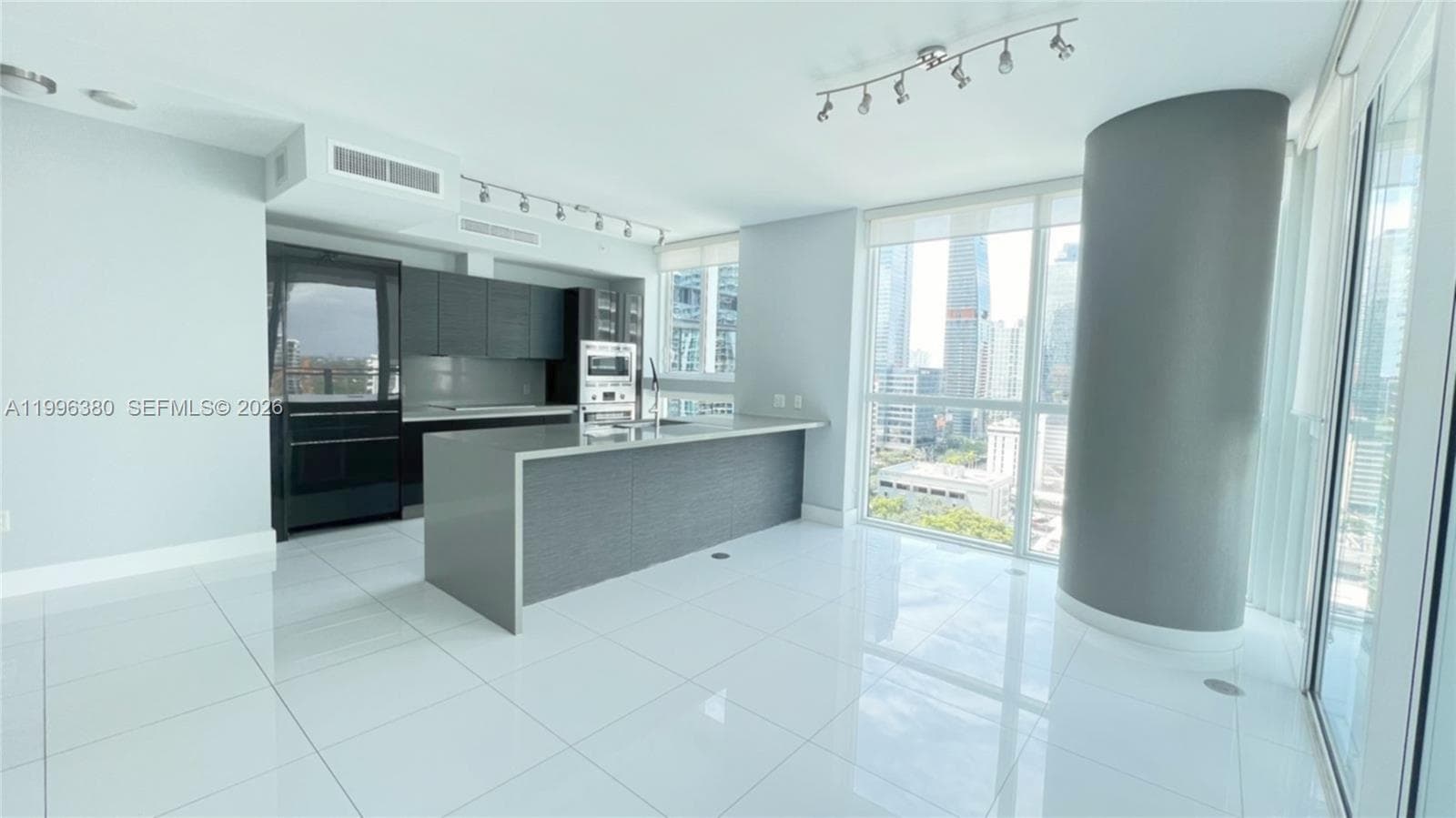 1080 Brickell Ave # 1801, Miami, FL 33131 — zdjęcie 2