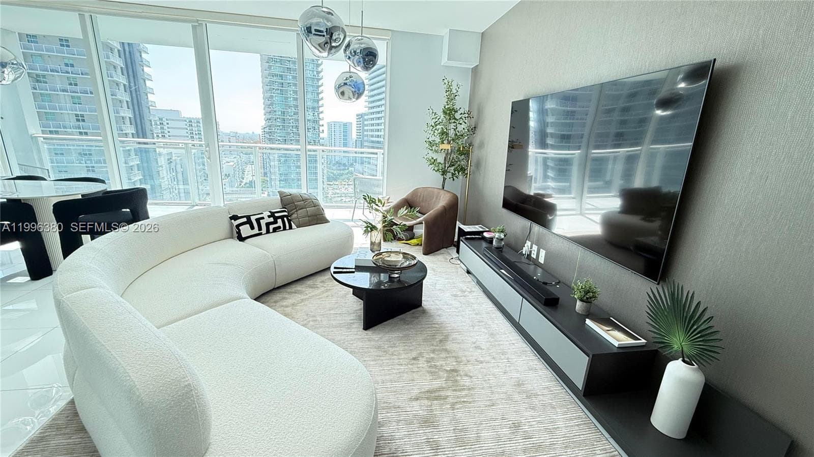 1080 Brickell Ave # 1801, Miami, FL 33131 — zdjęcie 5
