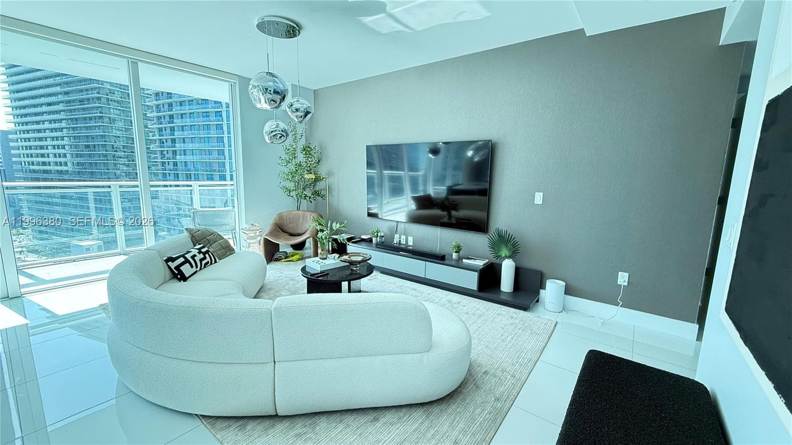 1080 Brickell Ave # 1801, Miami, FL 33131 — zdjęcie 4