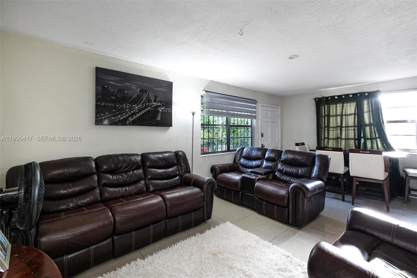 1519 NW 40th St, Miami, FL 33142 — zdjęcie 4