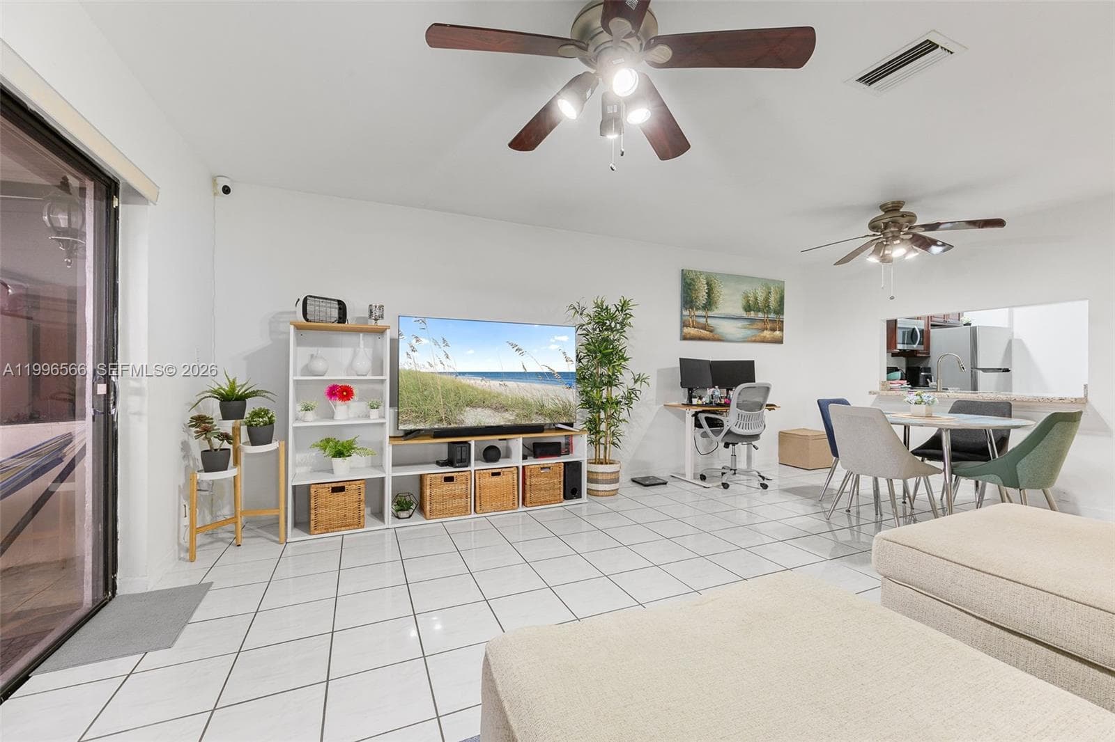 10500 NW 3rd St, Pembroke Pines, FL 33026 — zdjęcie 3