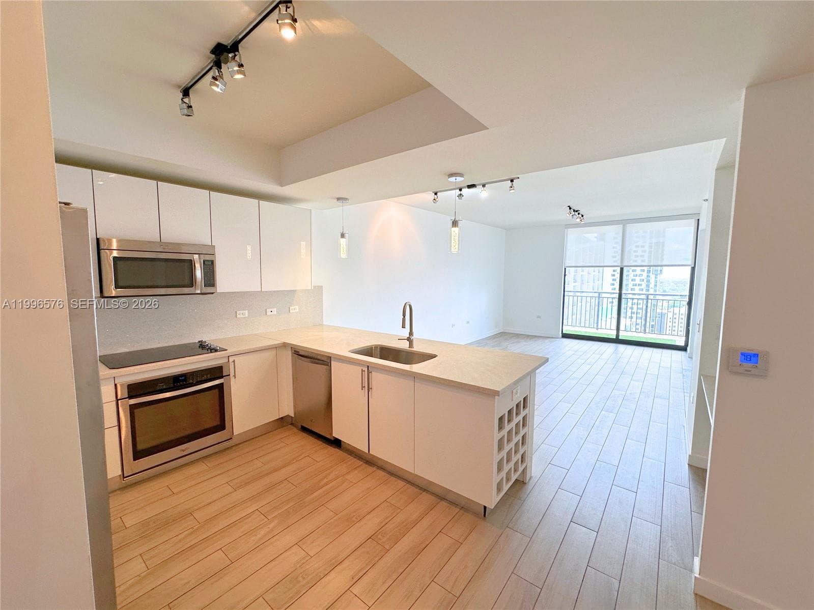 999 SW 1st Ave # 2109, Miami, FL 33130 — zdjęcie 3