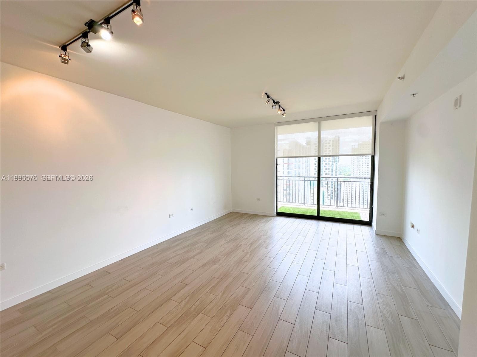 999 SW 1st Ave # 2109, Miami, FL 33130 — zdjęcie 5