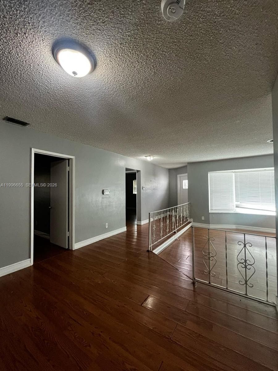 4753 NW 41st St, Lauderdale Lakes, FL 33319 — zdjęcie 5
