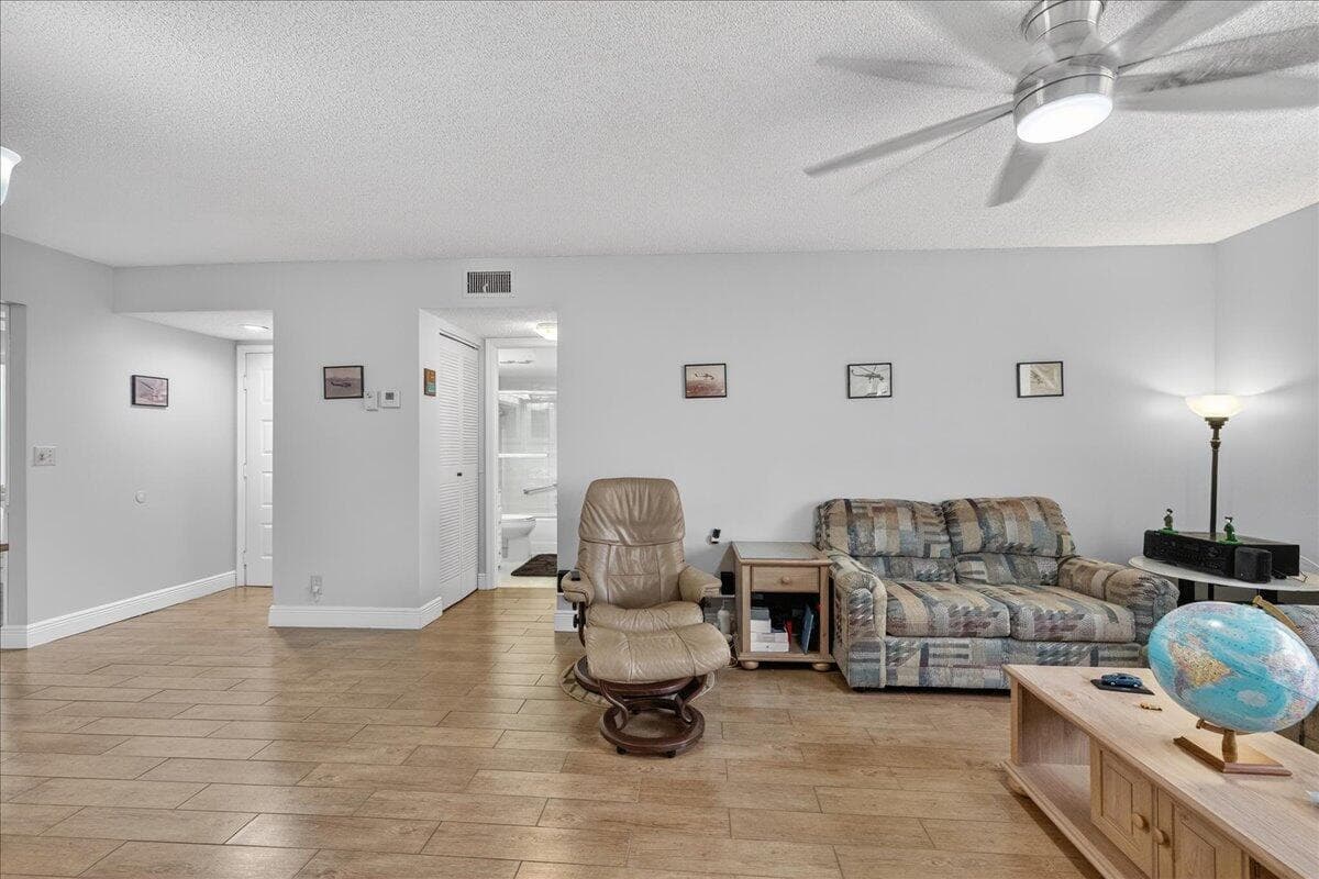7633 Tahiti Lane # 101, Lake Worth, FL 33467 — zdjęcie 4