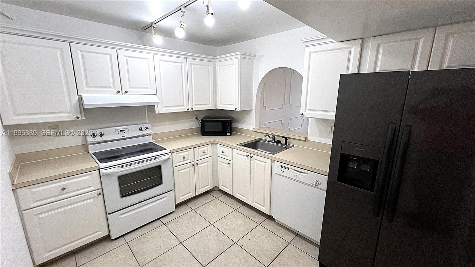 711 N Pine Island Rd # 211, Plantation, FL 33324 — zdjęcie 5