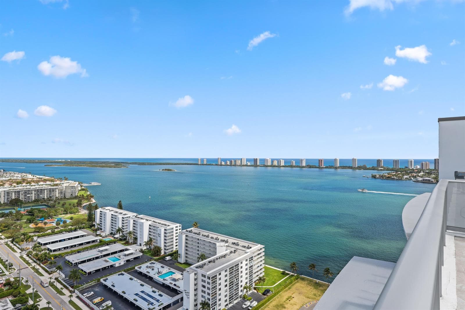 220 Lake Shore Drive # 1121, Lake Park, FL 33403 — zdjęcie 4