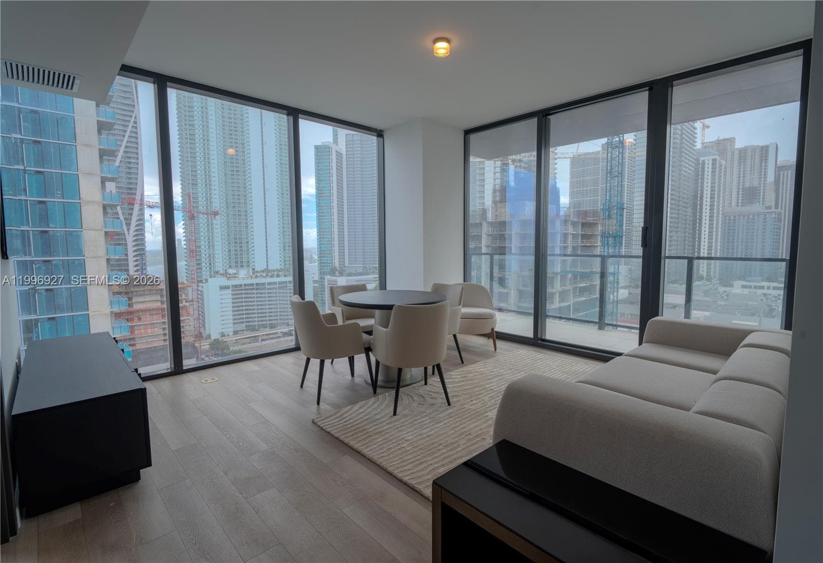 20 NE 11th st # 2308, Miami, FL 33132