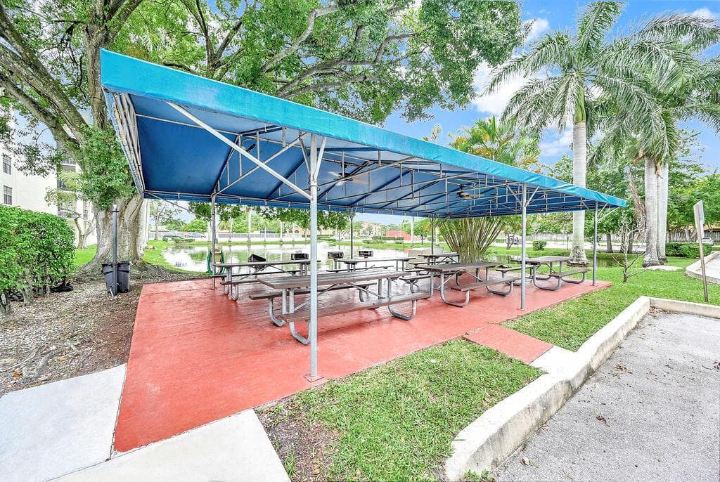 6190 Woodlands Boulevard # 311, Tamarac, FL 33319 — zdjęcie 4