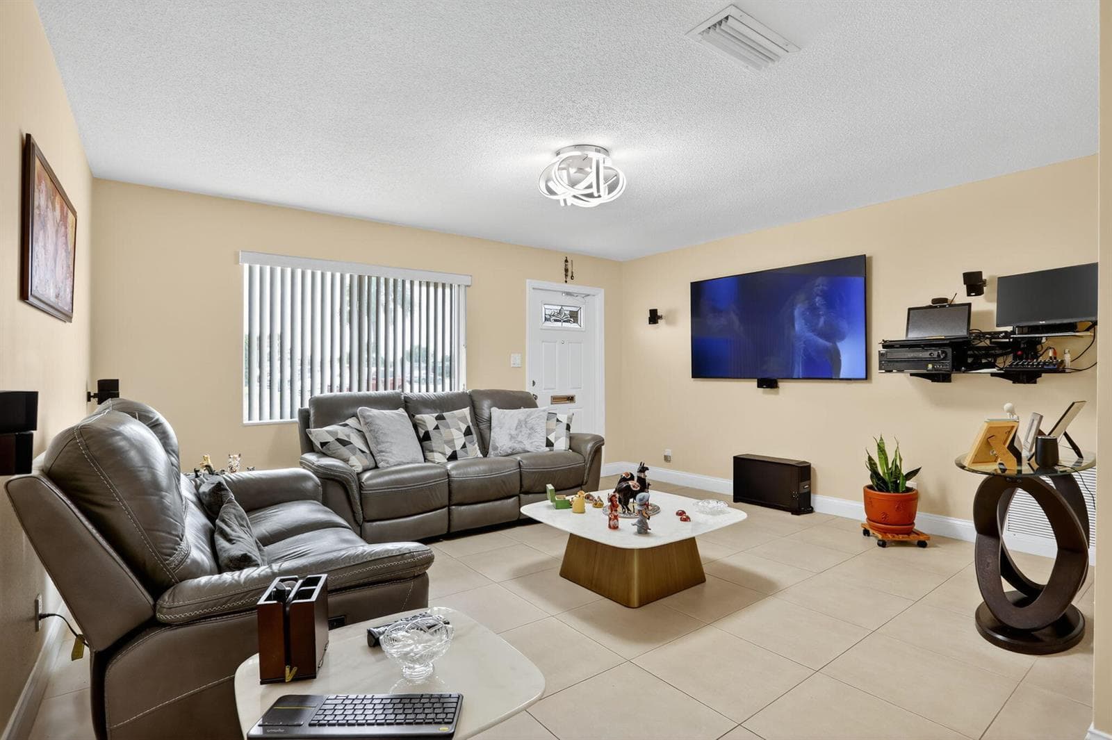 6945 NW 14th Street, Margate, FL 33063 — zdjęcie 4
