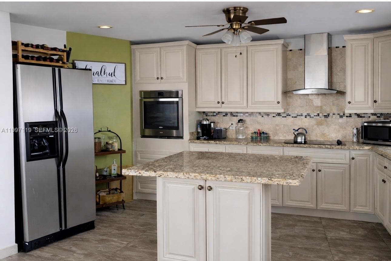 1351 NE Miami Gardens Dr # 926E, Miami, FL 33179