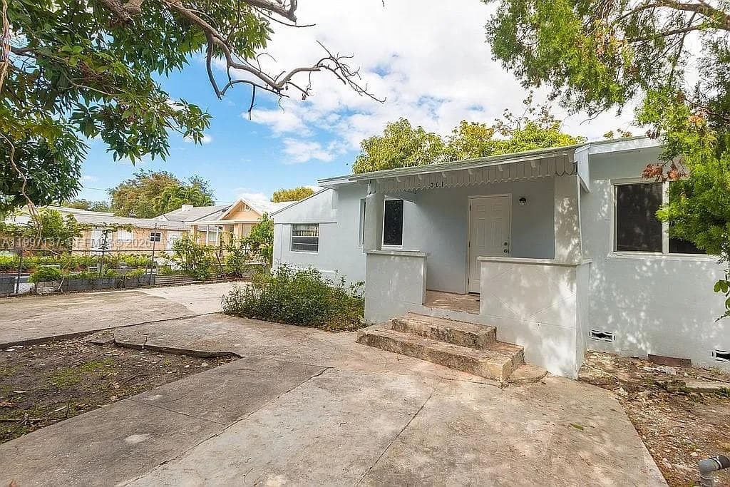361 NE 57th St, Miami, FL 33137 — zdjęcie 2