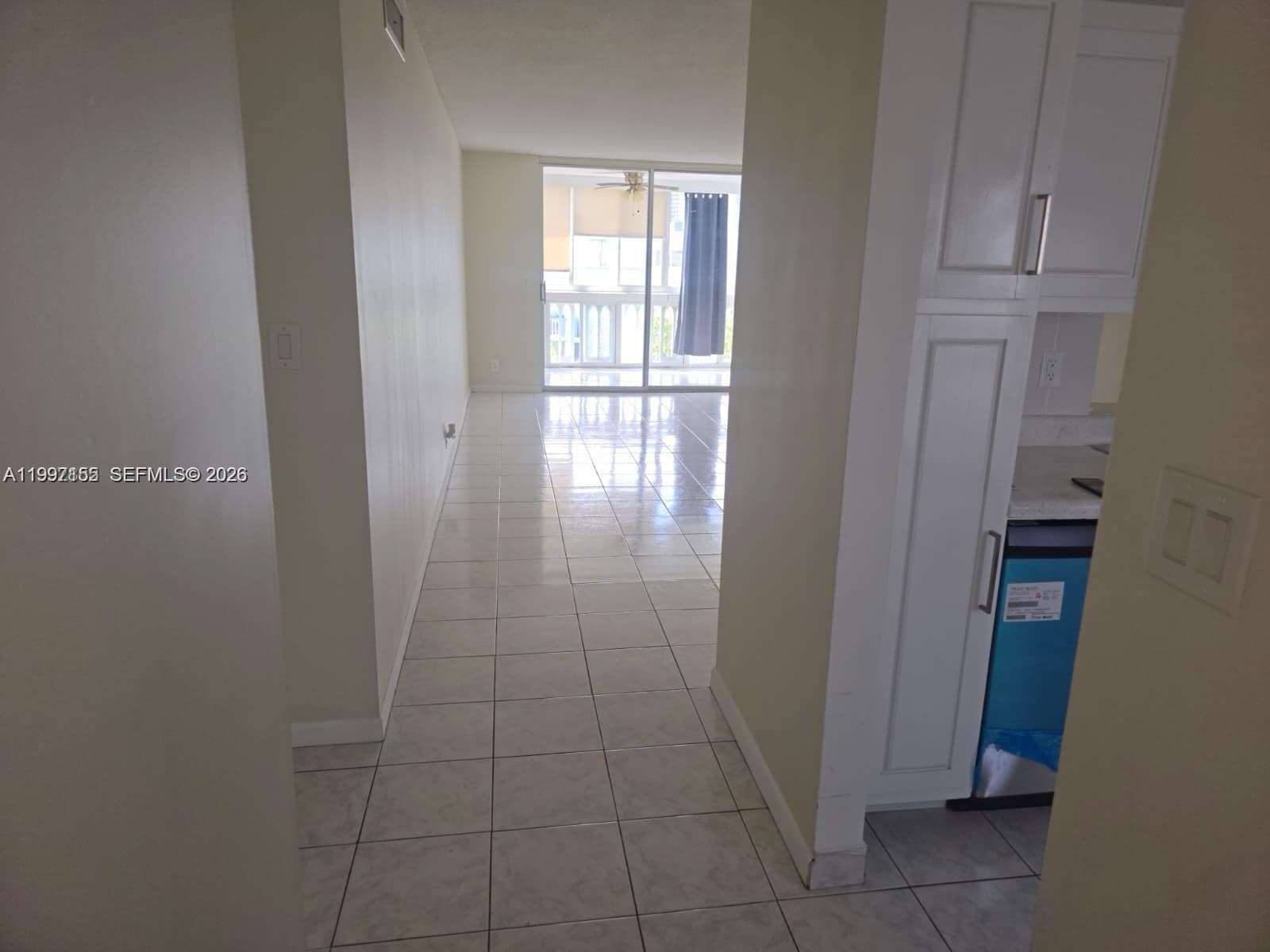 320 NE 12th Ave # 703, Hallandale Beach, FL 33009 — zdjęcie 4