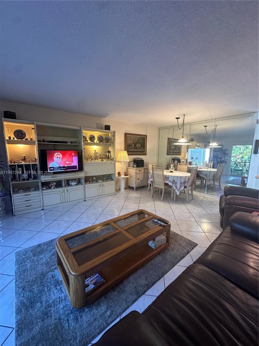 1445 Atlantic Shores Blvd # 307, Hallandale Beach, FL 33009
