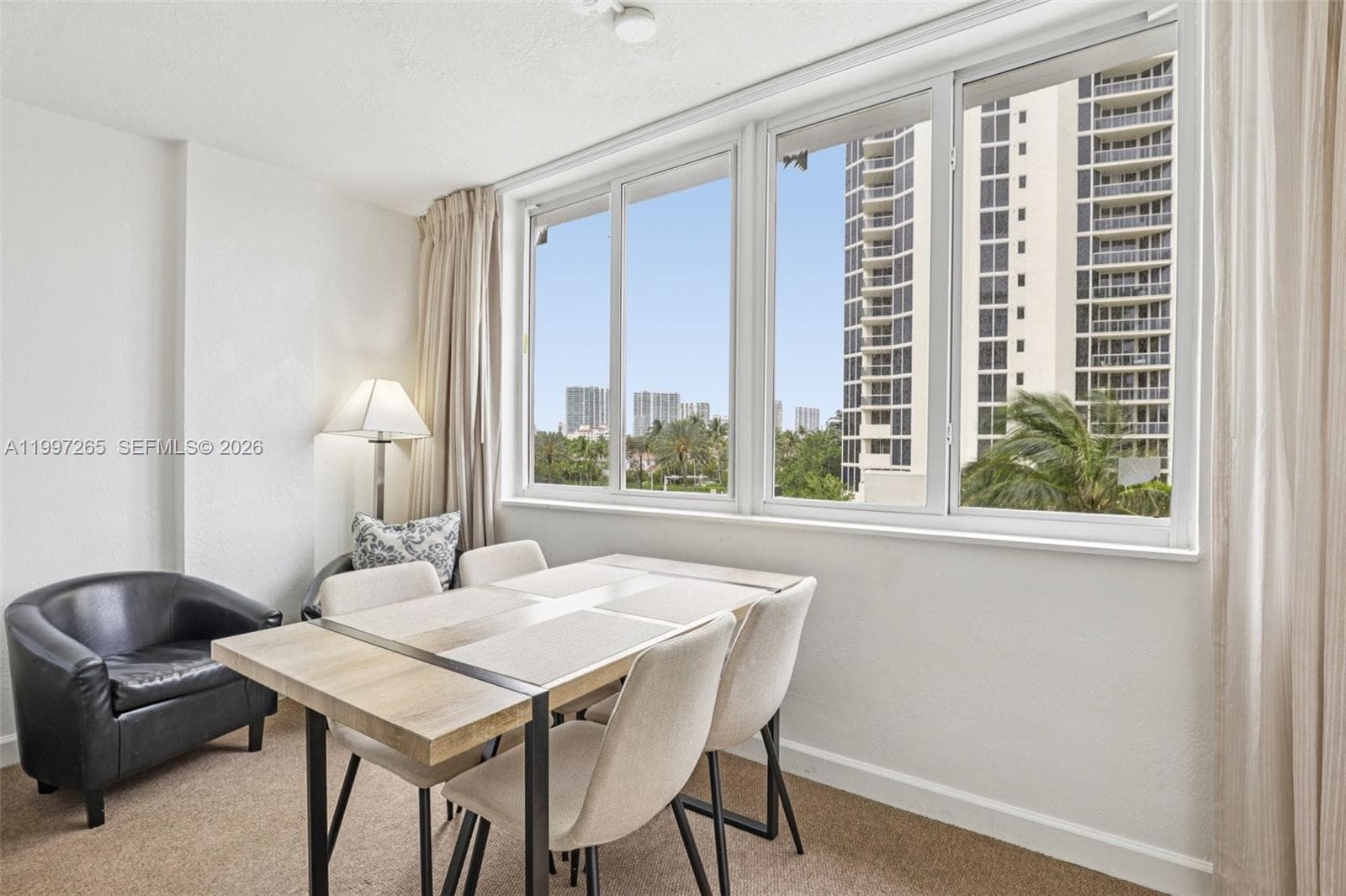 19201 Collins Ave # 223, Sunny Isles Beach, FL 33160 — zdjęcie 4