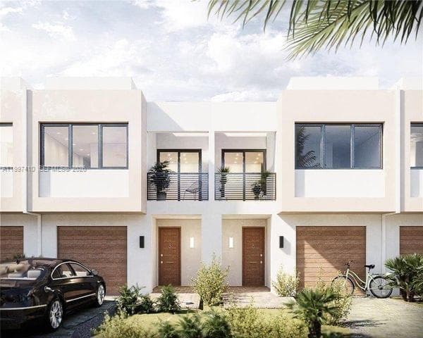 730 Cypress Grove Dr, Pompano Beach, FL 33069