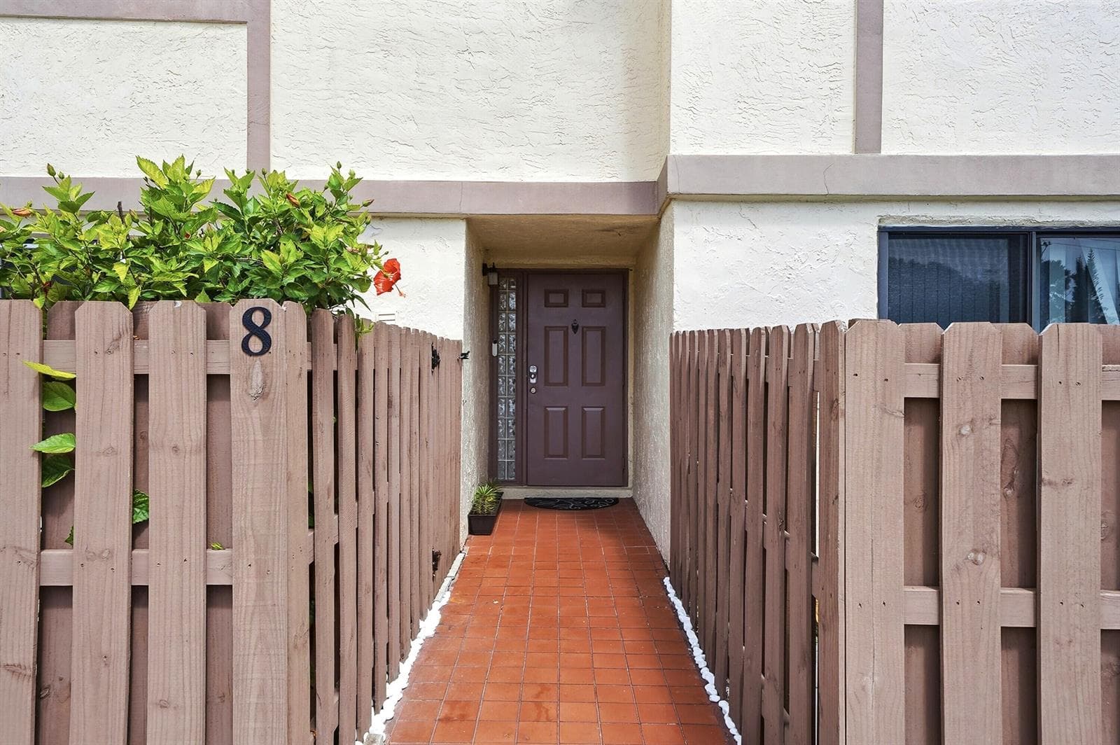10875 NW 29th Manor # 8, Sunrise, FL 33322 — zdjęcie 2