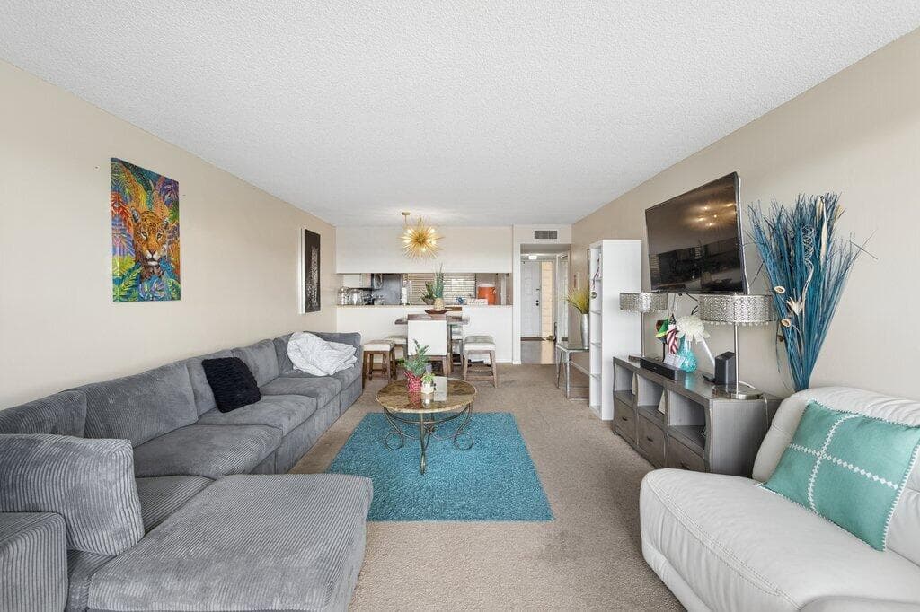 8030 Hampton Boulevard # 404, North Lauderdale, FL 33068 — zdjęcie 2