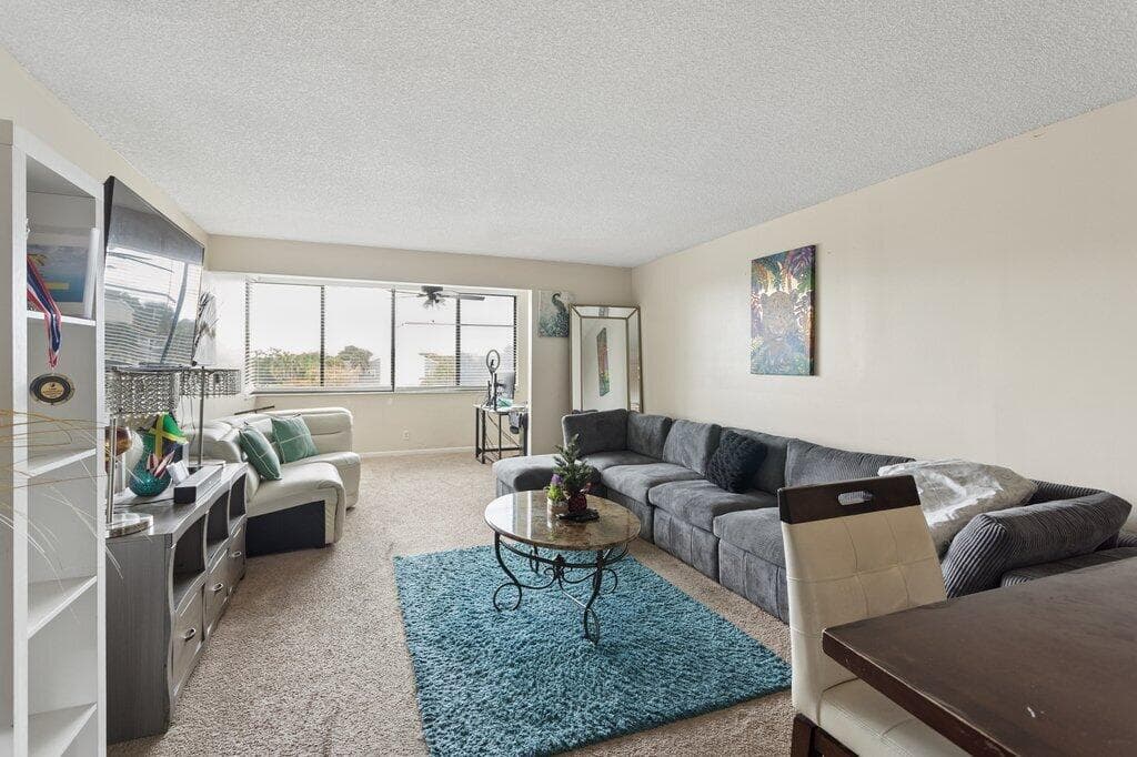 8030 Hampton Boulevard # 404, North Lauderdale, FL 33068 — zdjęcie 3
