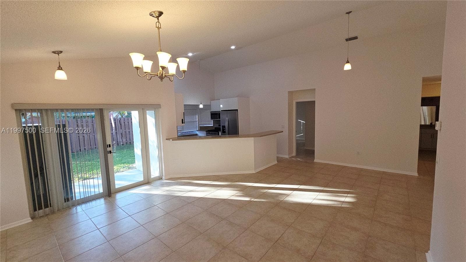 3247 NW 123rd Ave, Sunrise, FL 33323 — zdjęcie 2