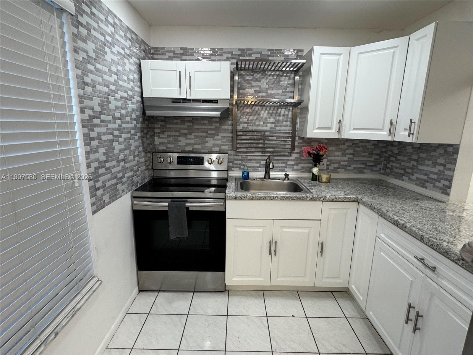 6150 NW 62nd St # 106, Tamarac, FL 33319