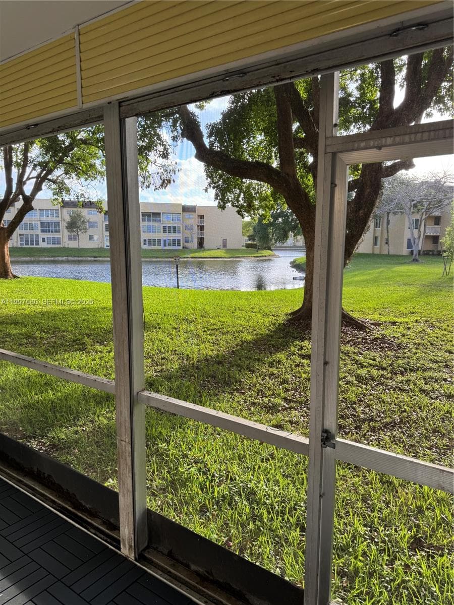 6150 NW 62nd St # 106, Tamarac, FL 33319 — zdjęcie 4