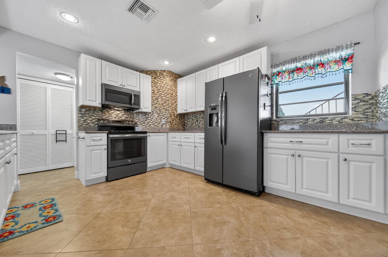 4083 SE Centerboard Lane # 3-a, Stuart, FL 34997 — zdjęcie 5