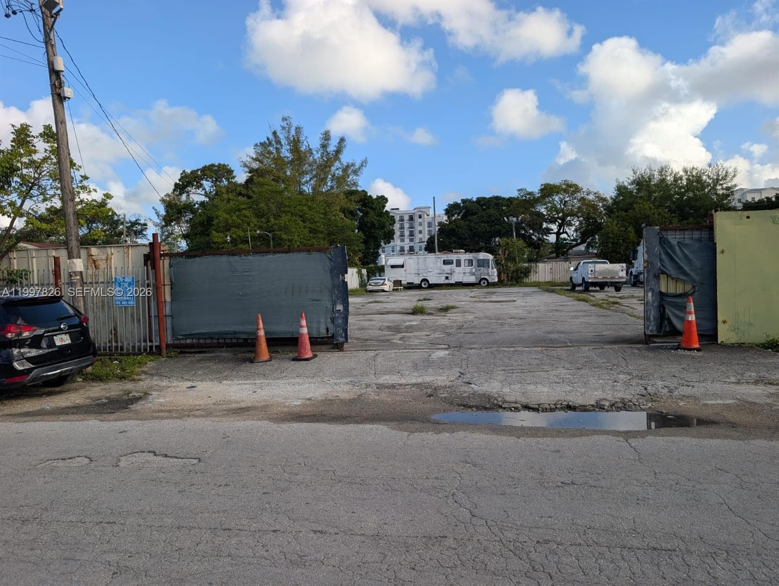 3175 NW 75TH STREET, Miami, FL 33147