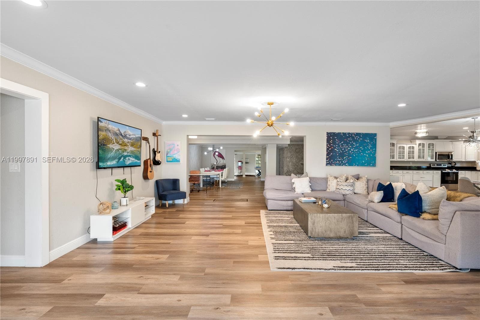 1652 NE 39th St, Oakland Park, FL 33334 — zdjęcie 5