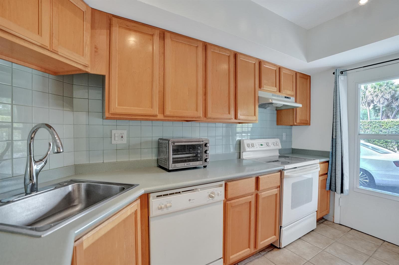 900 SW 12th Street # 100, Fort Lauderdale, FL 33315 — zdjęcie 4