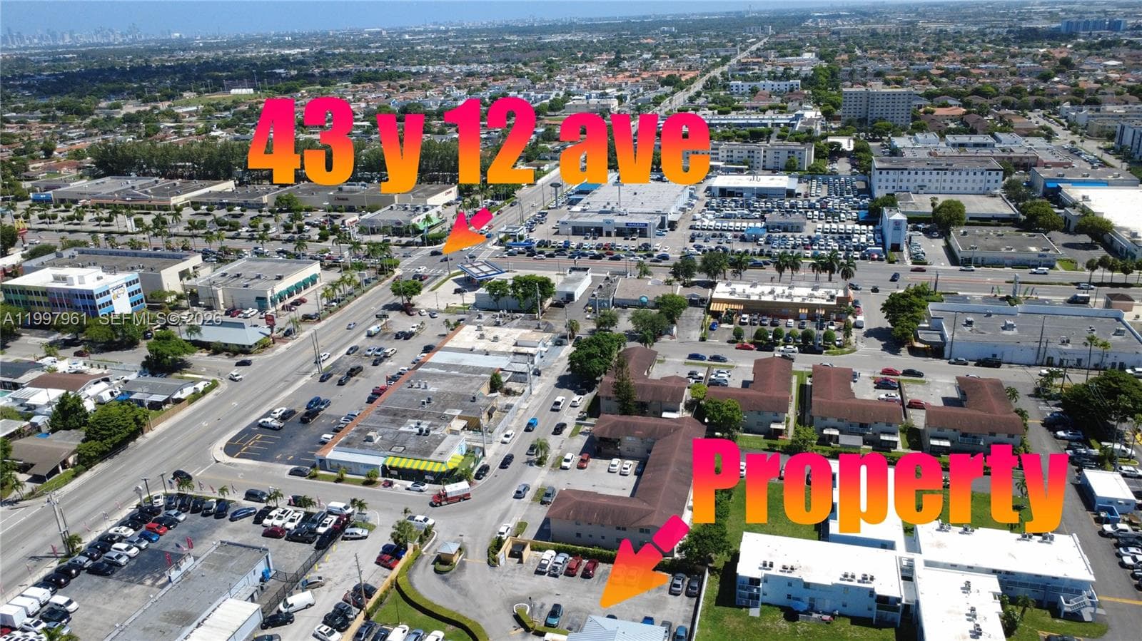 1298 W 51st Pl # D-29, Hialeah, FL 33012 — zdjęcie 2