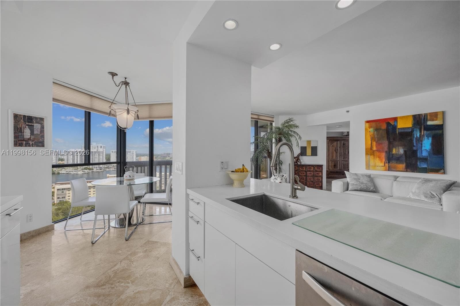 1000 W Island Blvd # 1910, Aventura, FL 33160 — zdjęcie 5