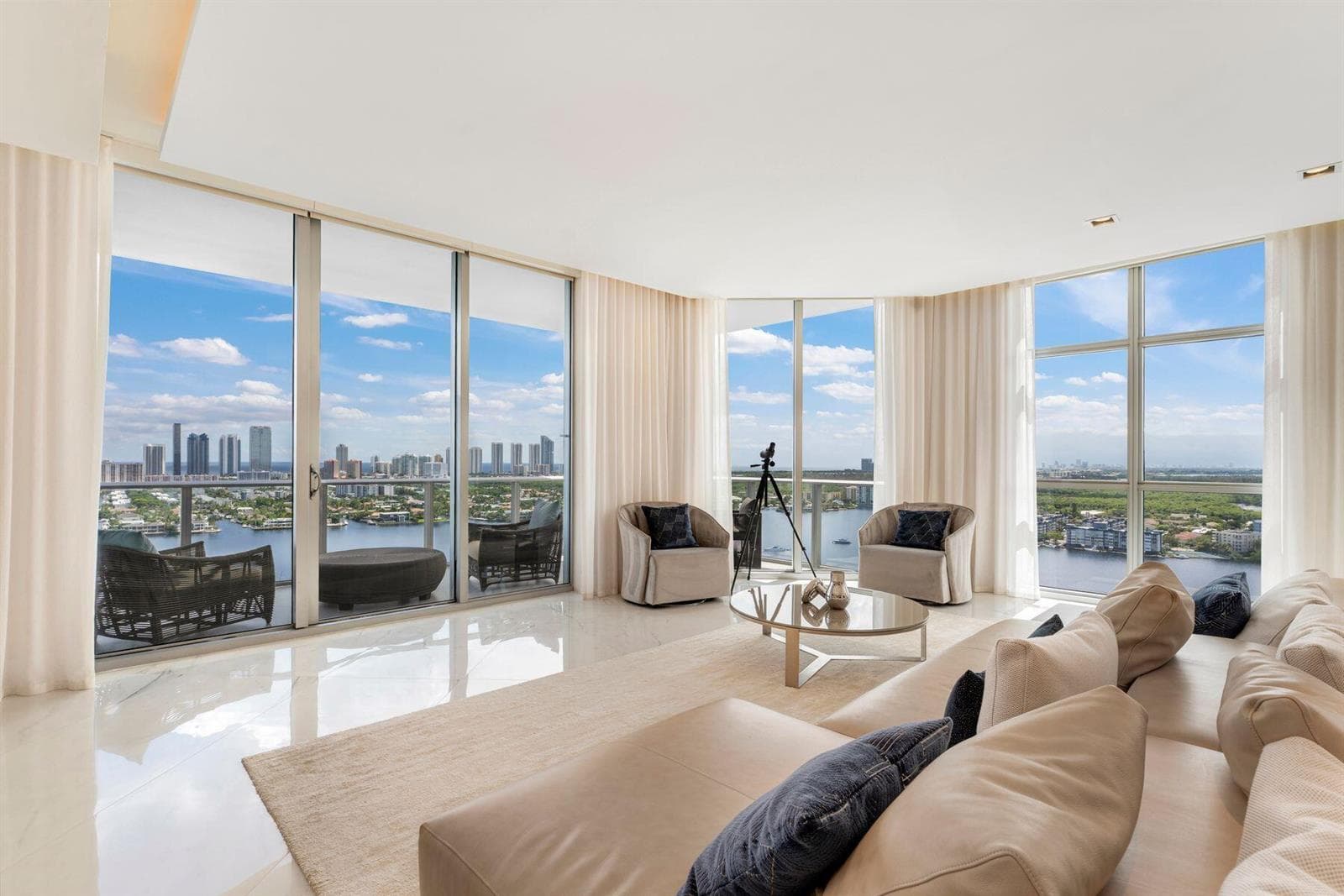 17301 Biscayne Boulevard # Ph-7, North Miami Beach, FL 33160 — zdjęcie 4
