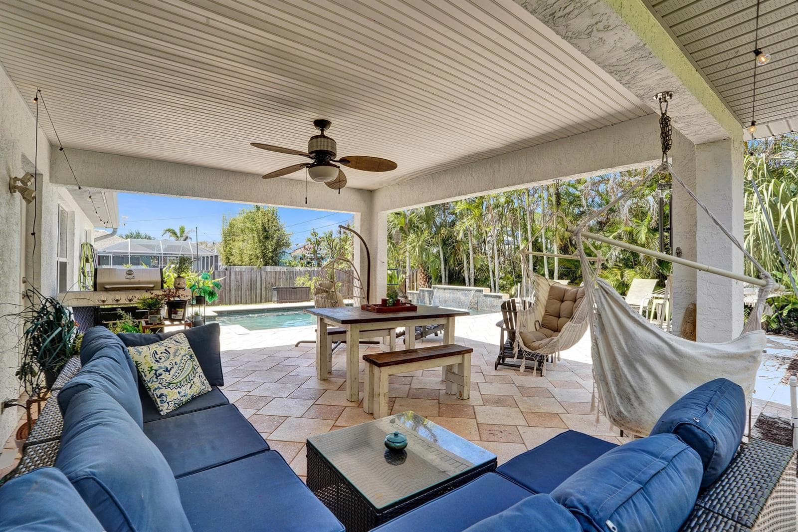 1049 SW Alcantarra Boulevard, Port St. Lucie, FL 34953 — zdjęcie 2