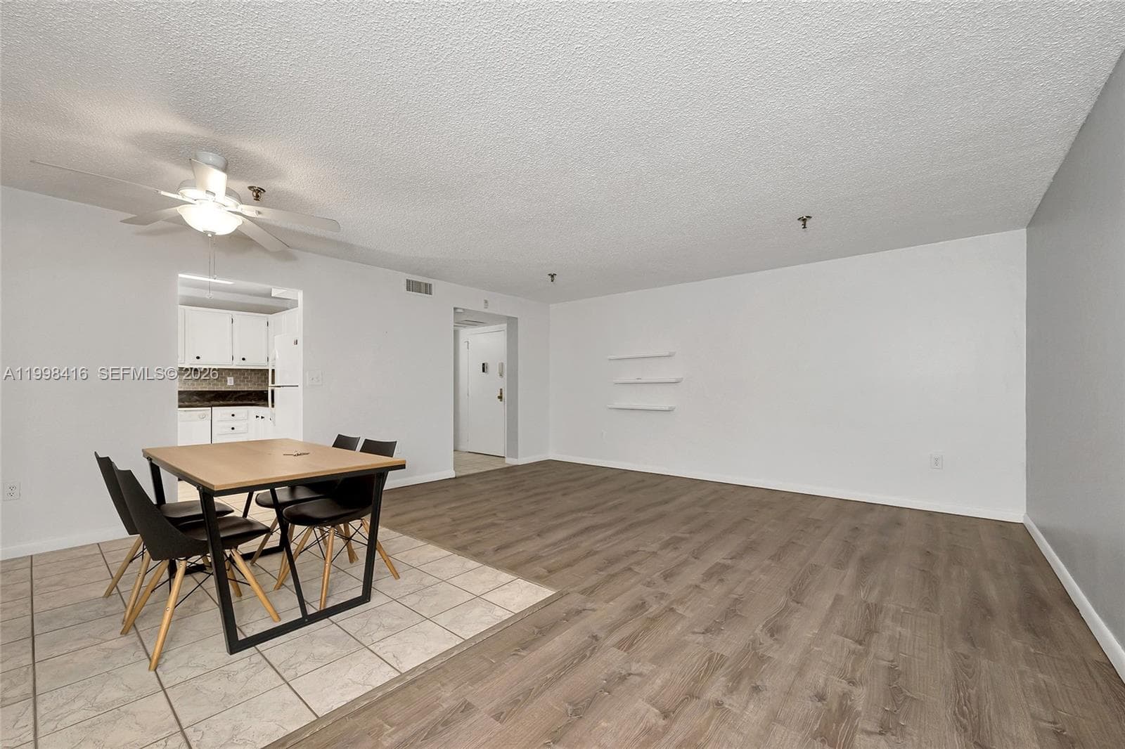 671 NE 195th St # 114E, Miami, FL 33179 — zdjęcie 5