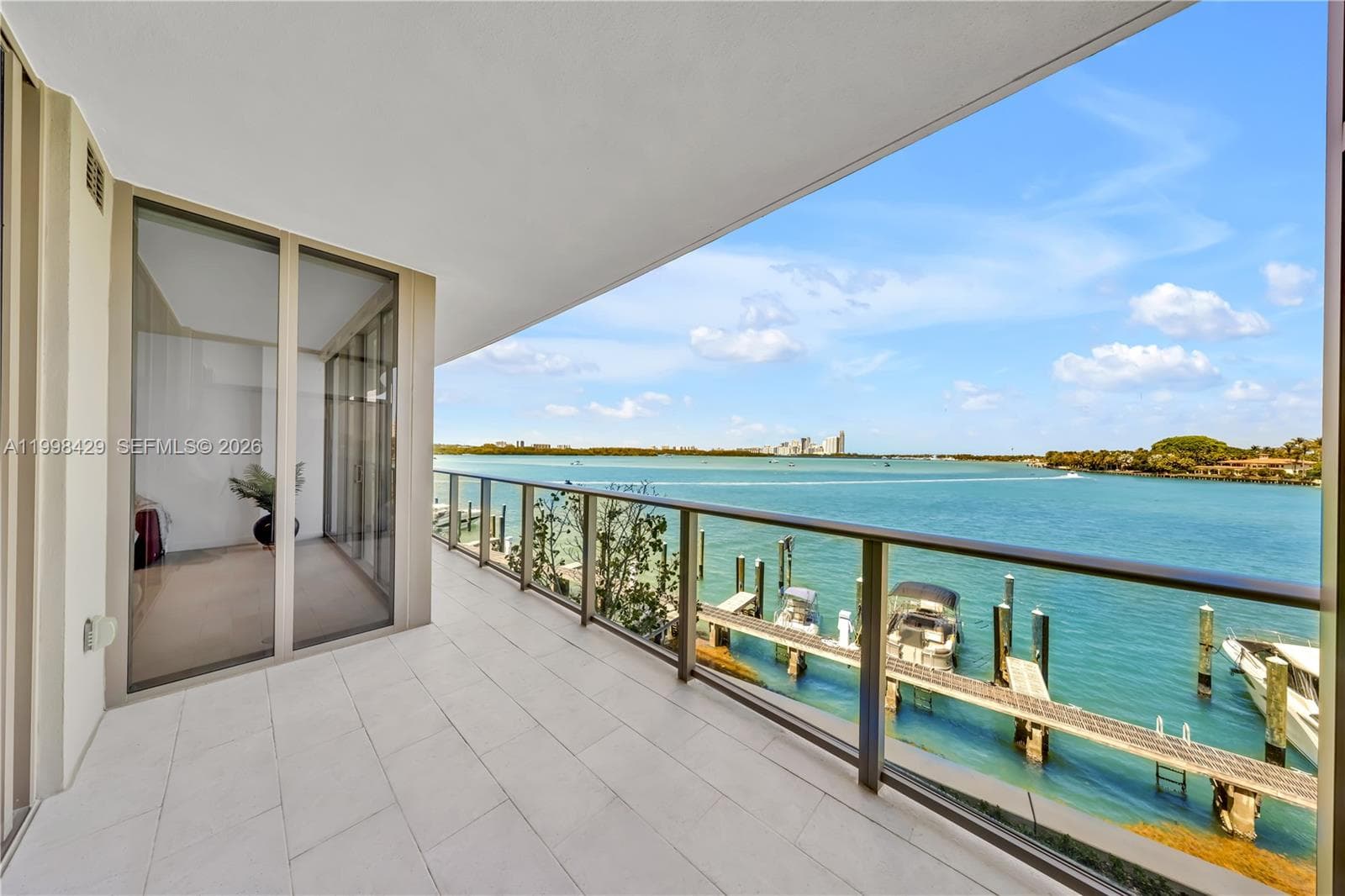 1135 103rd St # 304, Bay Harbor Islands, FL 33154 — zdjęcie 3