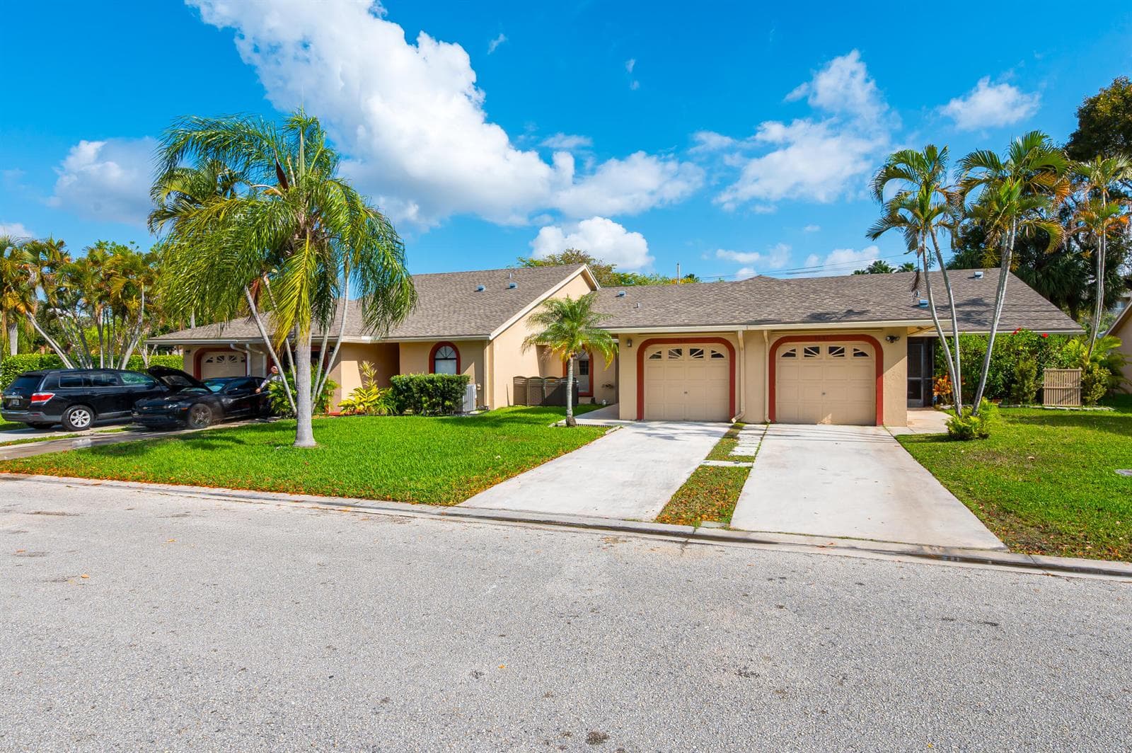 9665 NW 76th Court, Tamarac, FL 33321 — zdjęcie 2
