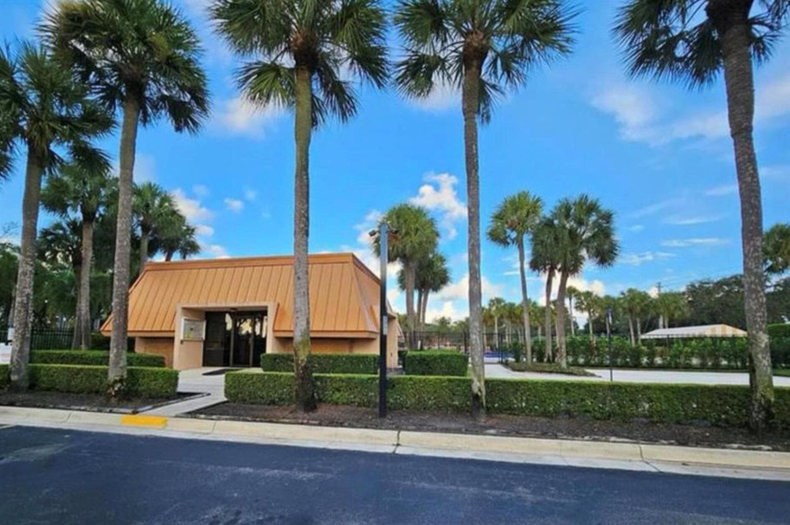 197 Charter Way, West Palm Beach, FL 33407 — zdjęcie 3