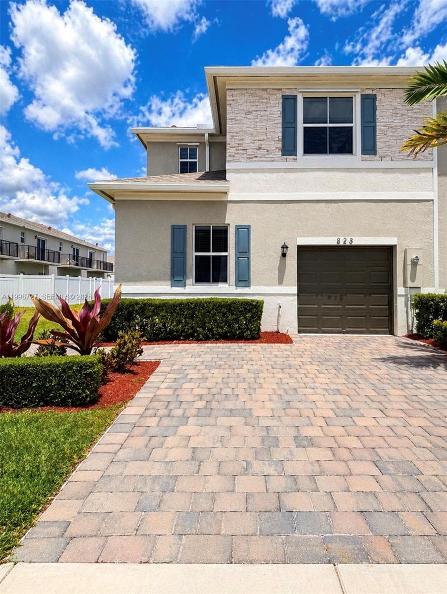 823 SE 17th St, Homestead, FL 33034 — zdjęcie 2