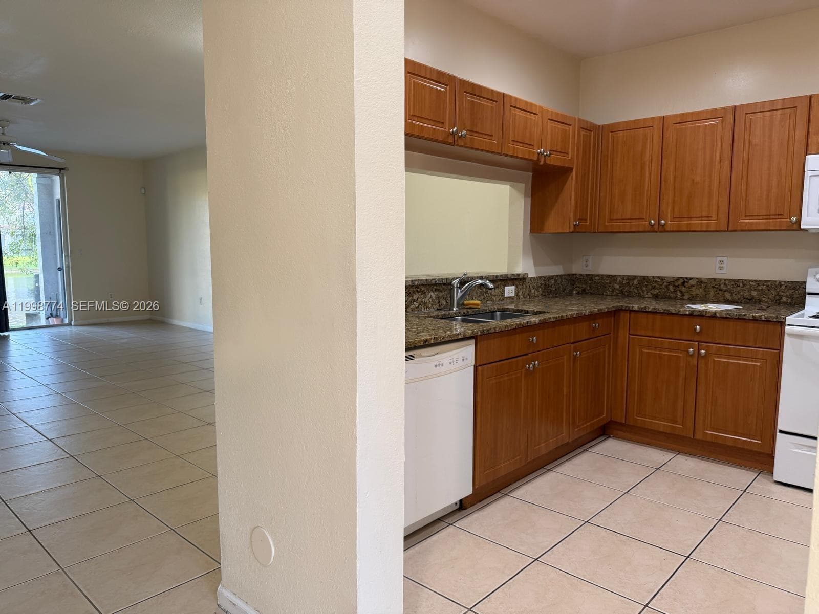 8246 SW 27th St # 103, Miramar, FL 33025 — zdjęcie 3