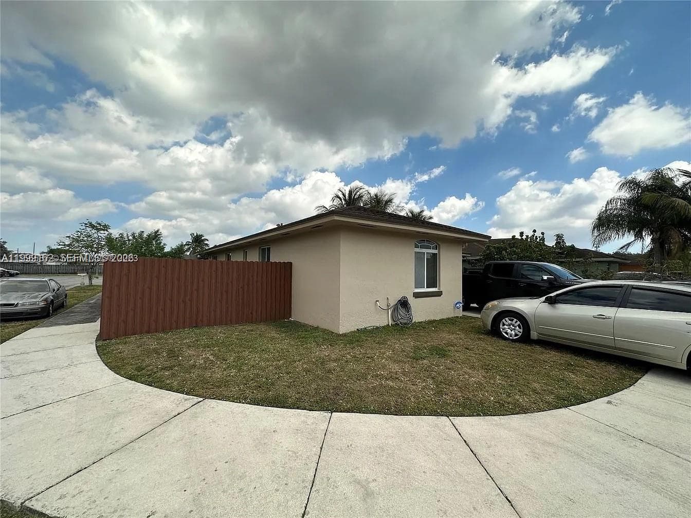 3783 NW 201st Ter, Miami Gardens, FL 33055 — zdjęcie 2