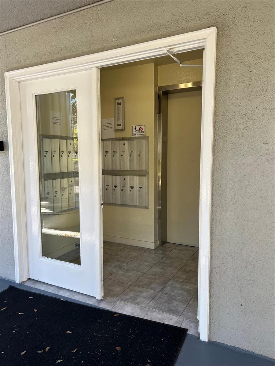 1526 Whitehall Drive # 402, Davie, FL 33324 — zdjęcie 3