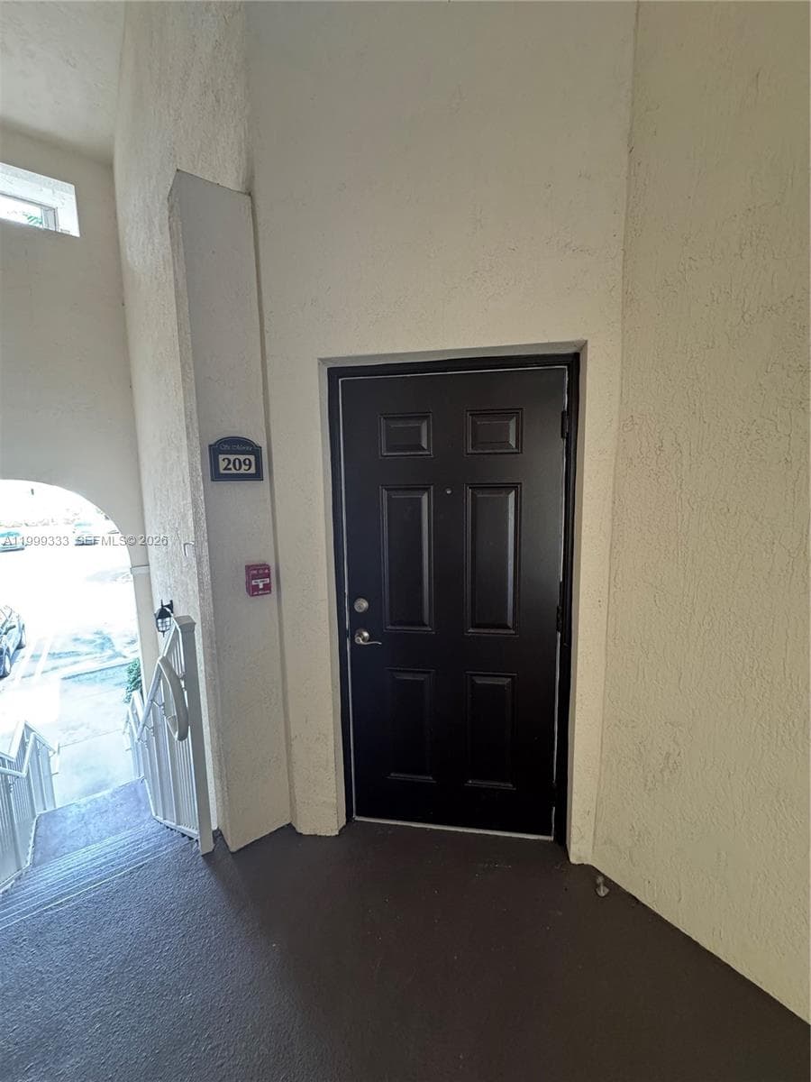 11601 NW 89th St # 209, Doral, FL 33178 — zdjęcie 3